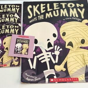Skeleton meets the Mummy -Big Book